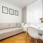 Appartamento Stylowy Dla 6 Osob Z Parkingiem By Renters