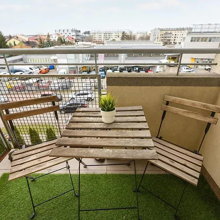 Appartamento Stylowy Dla 6 Osob Z Parkingiem By Renters Varsavia