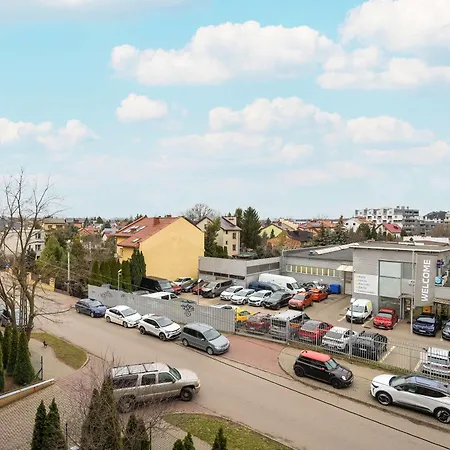 Stylowy Dla 6 Osob Z Parkingiem By Renters Daire Varşova