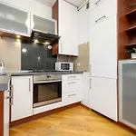 Stylowy Dla 6 Osob Z Parkingiem By Renters * Varsó