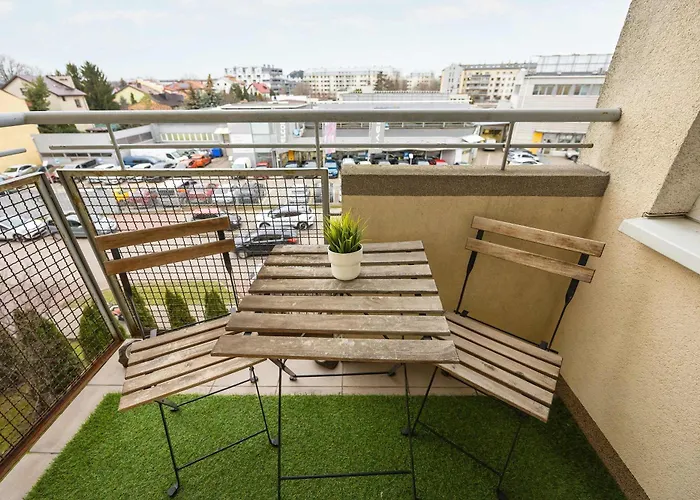 Apartament Stylowy Dla 6 Osób Z Parkingiem By Renters Warszawa