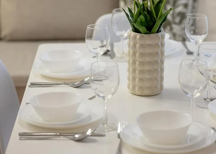 Apartament Stylowy Dla 6 Osób Z Parkingiem By Renters Warszawa