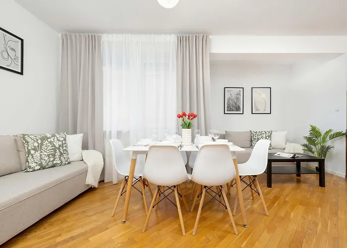 Stylowy Dla 6 Osób Z Parkingiem By Renters Apartament *