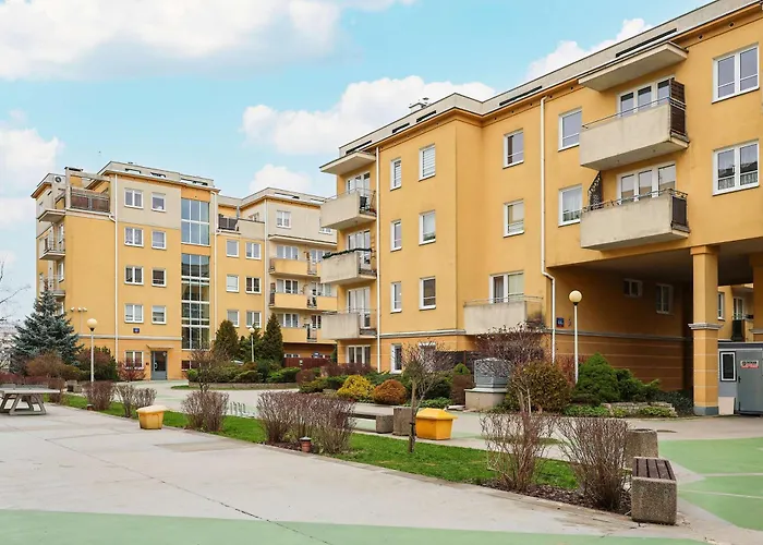 Stylowy Dla 6 Osob Z Parkingiem By Renters Варшава