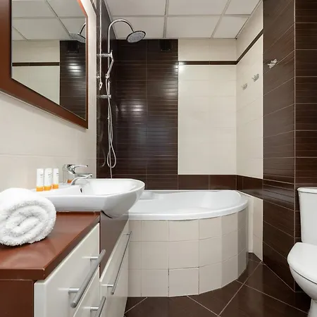 Stylowy Dla 6 Osob Z Parkingiem By Renters Lägenhet *